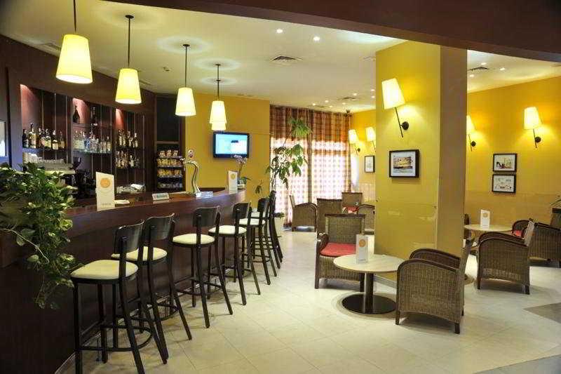 Travelodge Madrid Alcala De Henares Luaran gambar