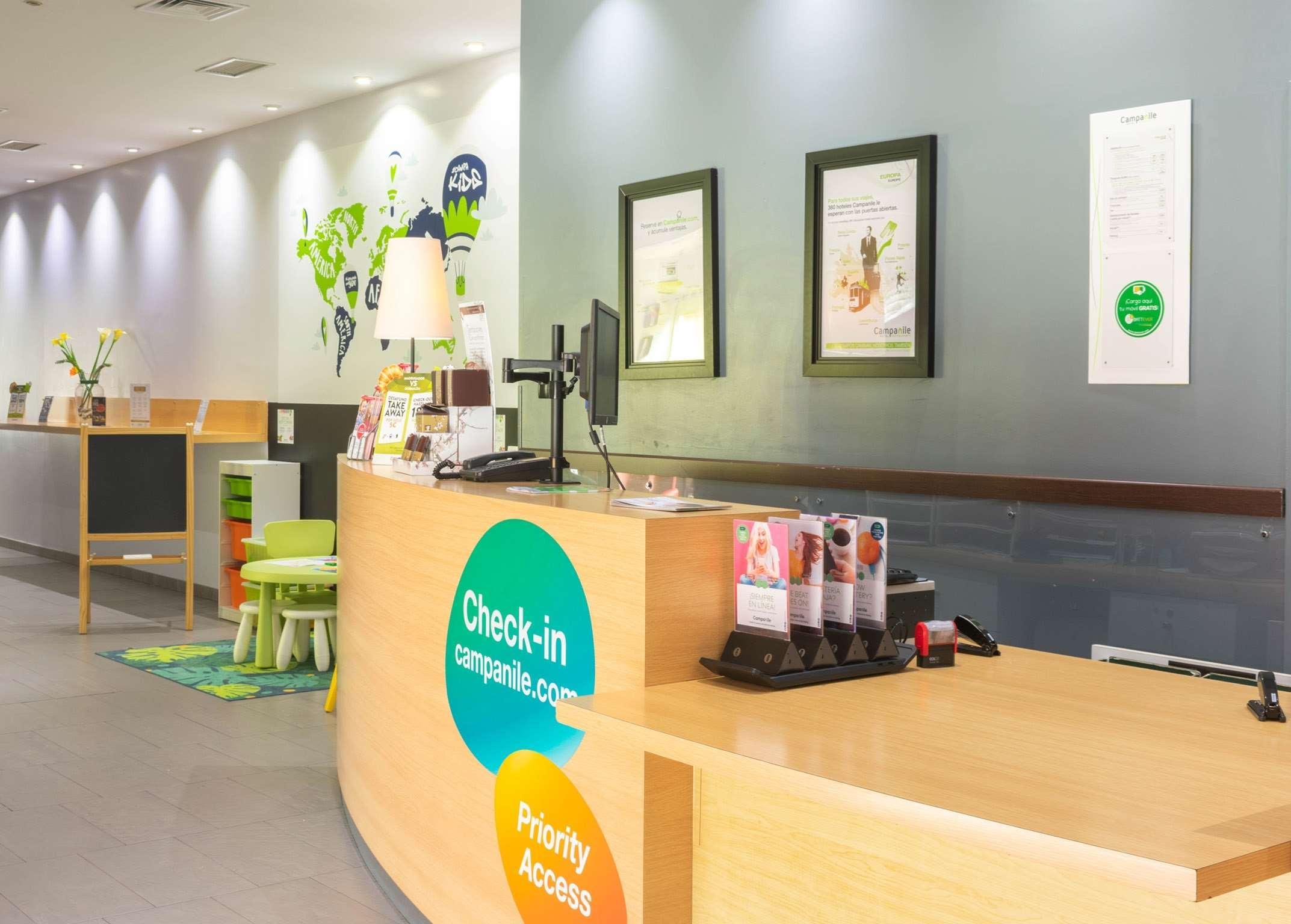 Travelodge Madrid Alcala De Henares Luaran gambar