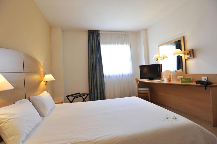 Travelodge Madrid Alcala De Henares Luaran gambar