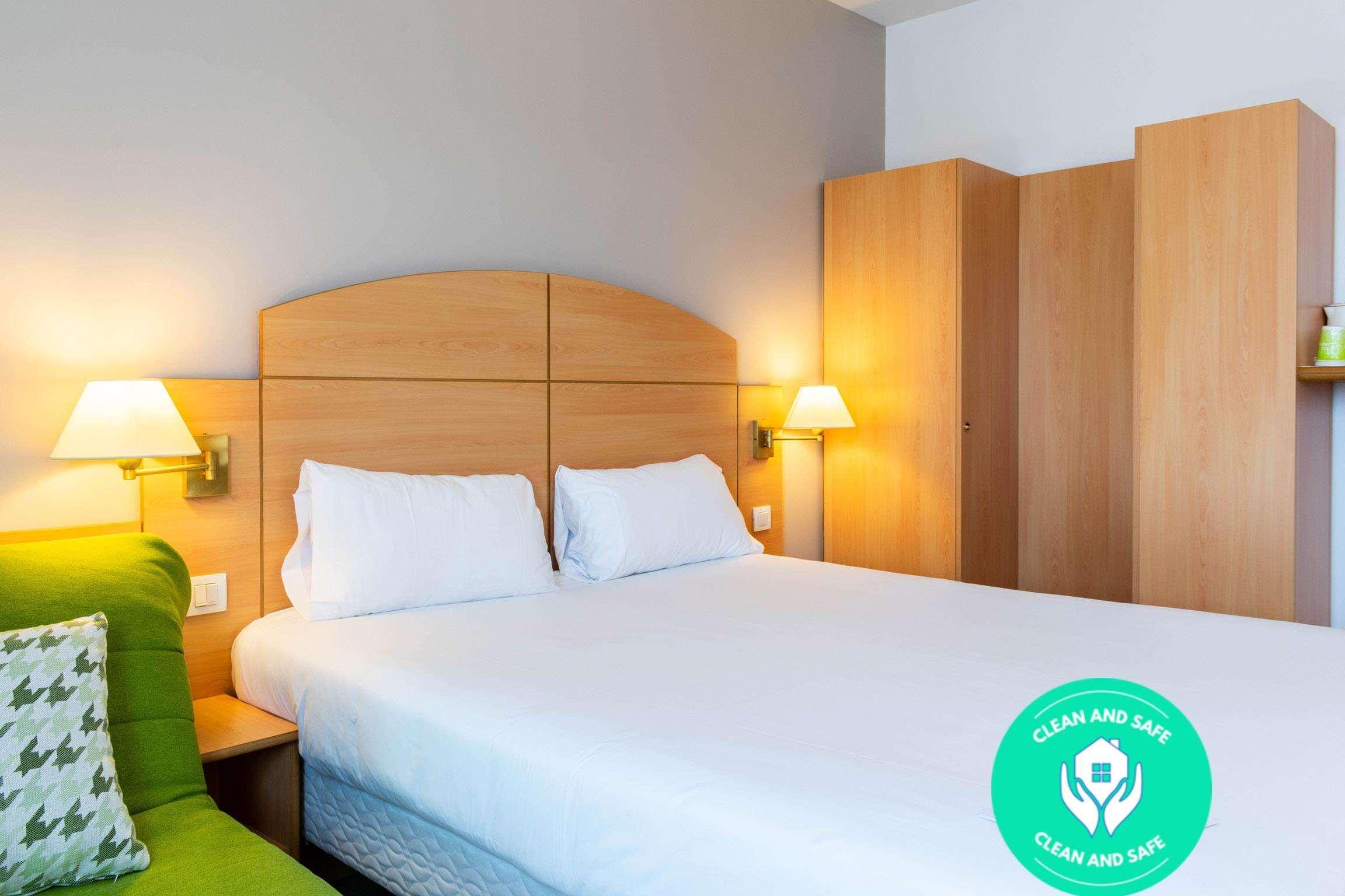 Travelodge Madrid Alcala De Henares Luaran gambar