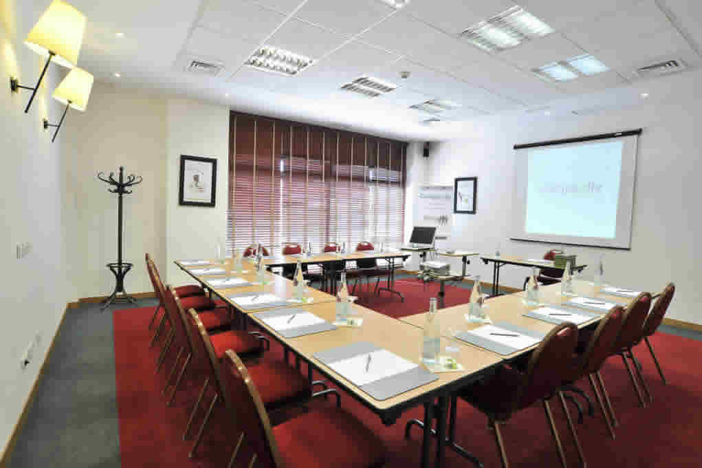 Travelodge Madrid Alcala De Henares Kemudahan gambar